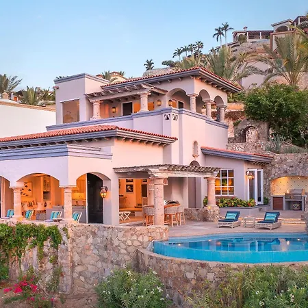 Beautiful 3 Bd Villa With Staff And Steps From The Beach In Del Mar Palmilla