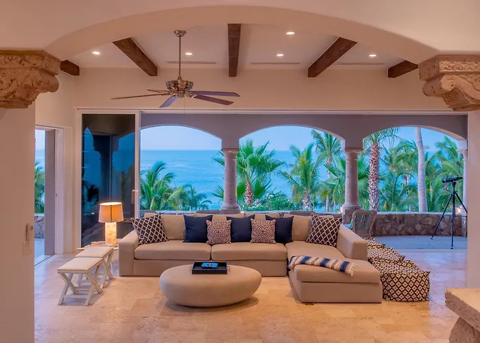 Beautiful 3 Bd With Staff And Steps From The In Del Mar Palmilla Villa