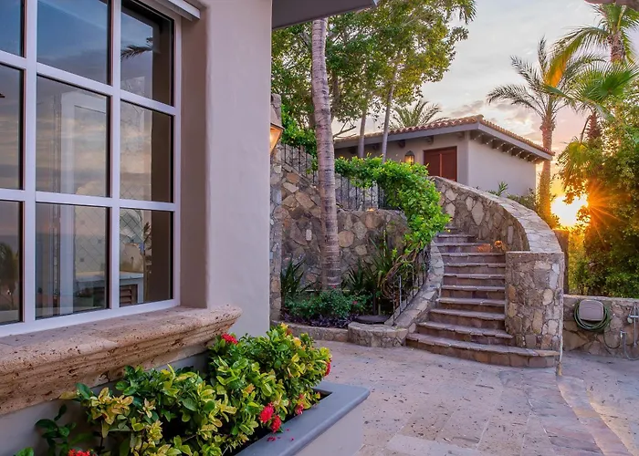 Villa Beautiful 3 Bd With Staff And Steps From The In Del Mar Palmilla