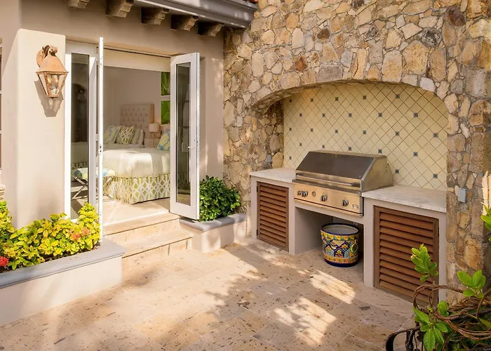 Beautiful 3 Bd With Staff And Steps From The In Del Mar Palmilla Villa